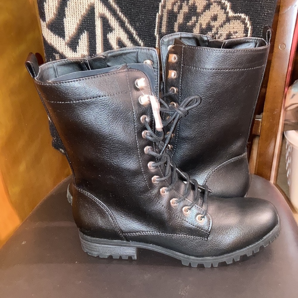 NIB TRASH COMBAT BOOTS IN ALL BLACK AND IN SIZE 7.5 - Picture 7 of 9